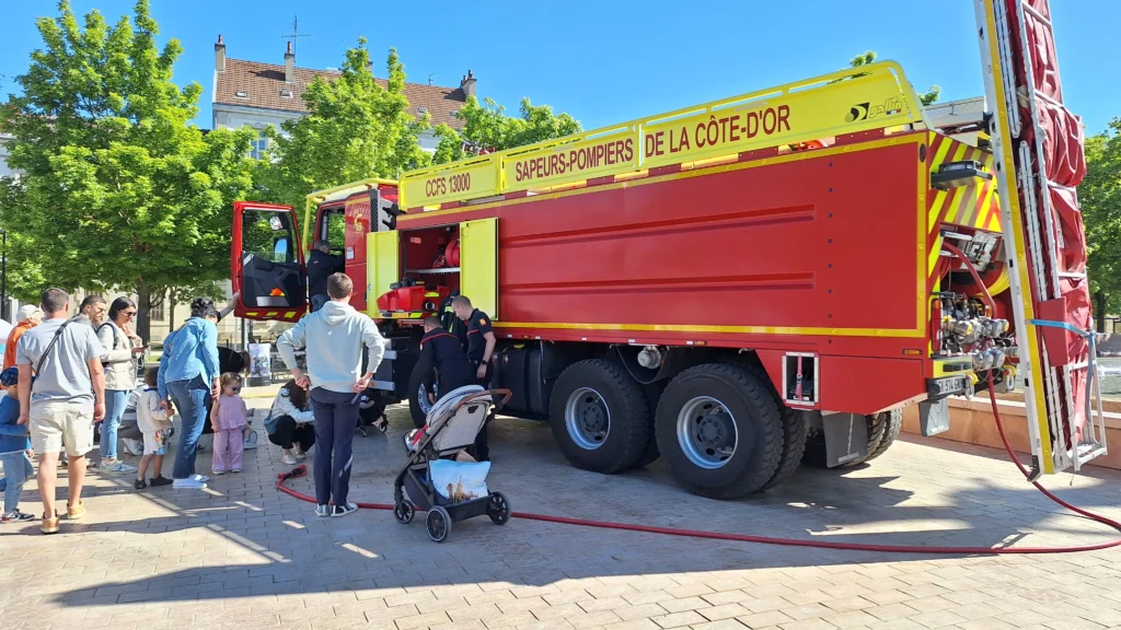 Dijon : l’armée en vitrine au cœur de la ville jusqu’à ce soir