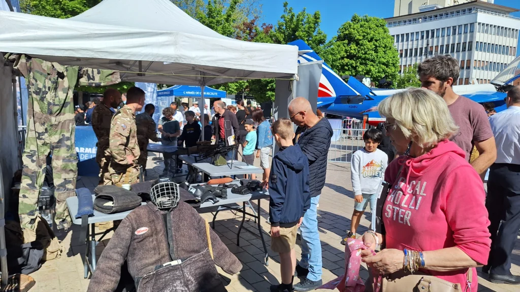 Dijon : l’armée en vitrine au cœur de la ville jusqu’à ce soir