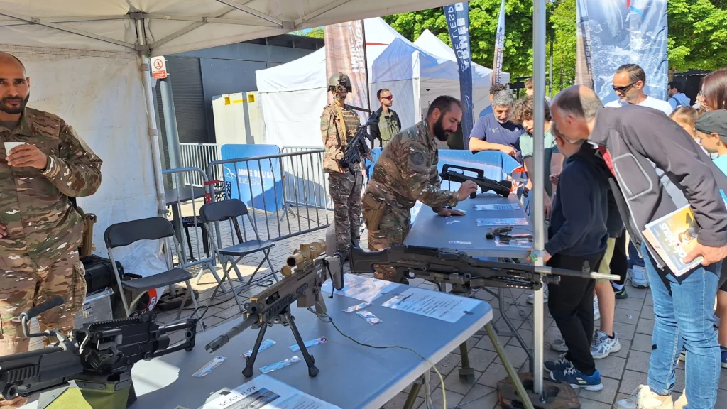 Dijon : l’armée en vitrine au cœur de la ville jusqu’à ce soir