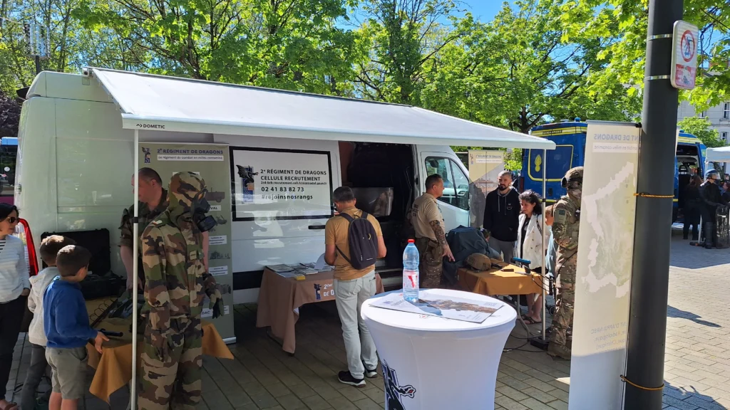 Dijon : l’armée en vitrine au cœur de la ville jusqu’à ce soir