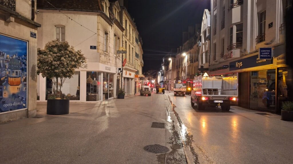 Dijon : la Rue de la Liberté se met au vert