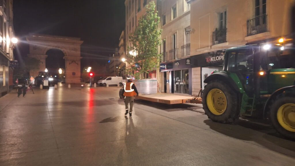 Dijon : la Rue de la Liberté se met au vert