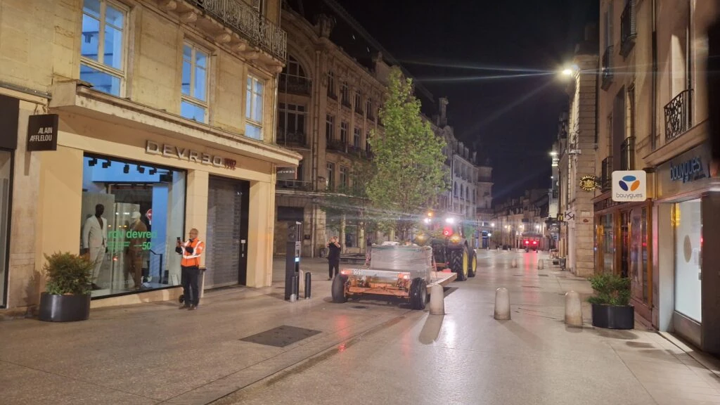 Dijon : la Rue de la Liberté se met au vert