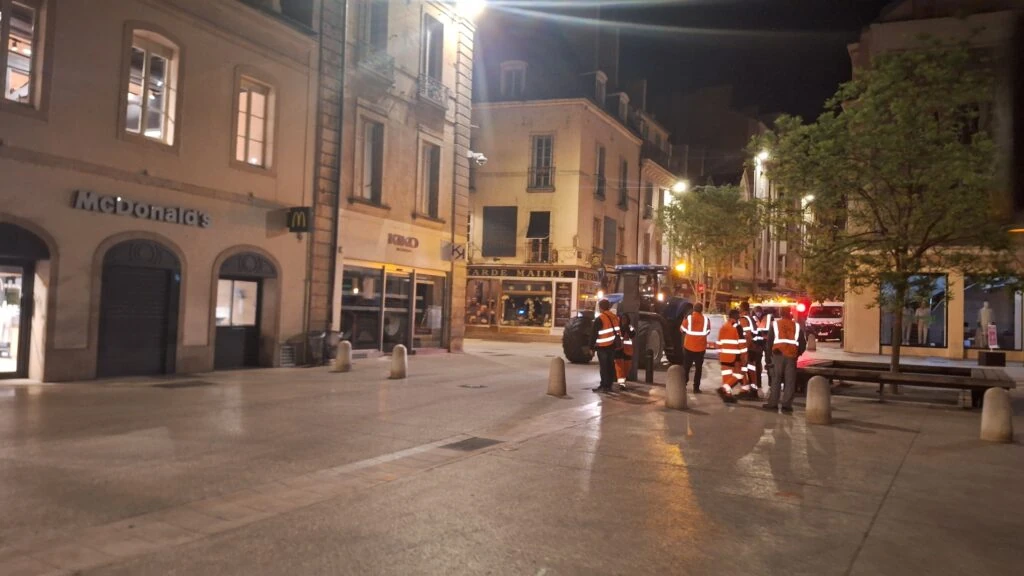 Dijon : la Rue de la Liberté se met au vert