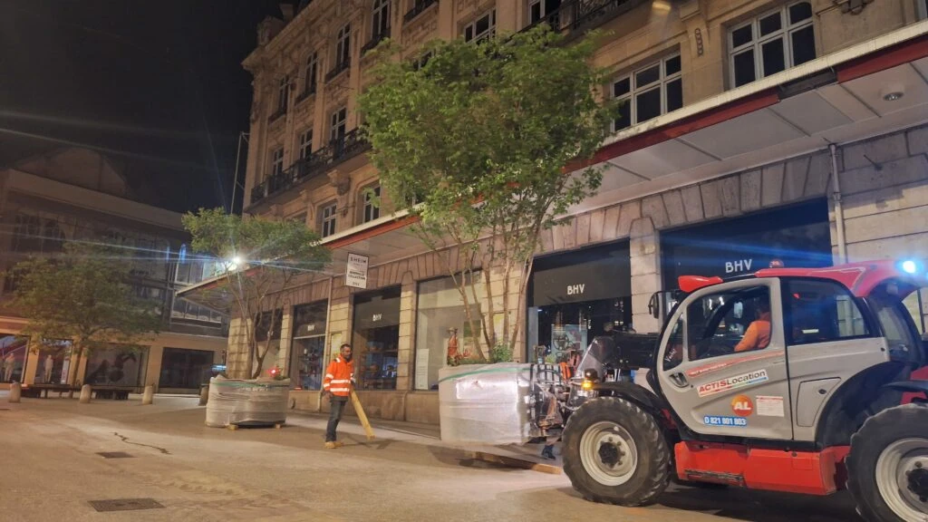 Dijon : la Rue de la Liberté se met au vert