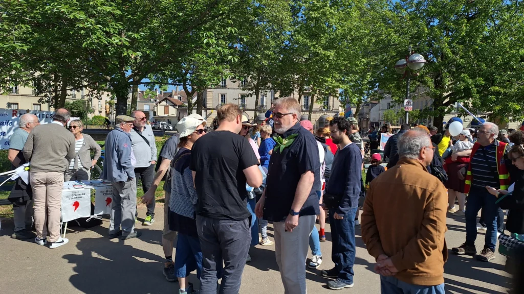 En images : une mobilisation plus large que l’an passé dans les rues de Dijon