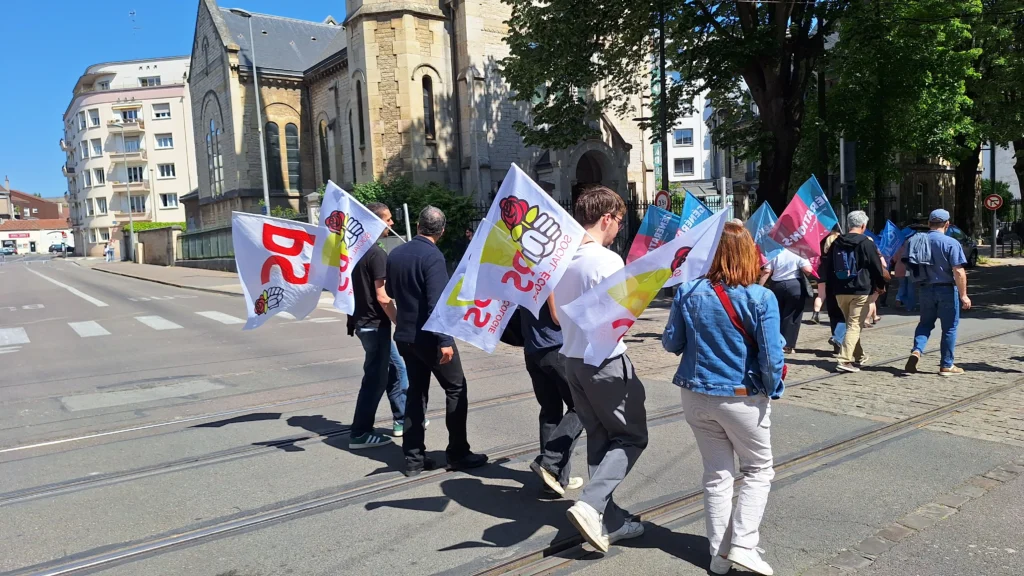 En images : une mobilisation plus large que l’an passé dans les rues de Dijon