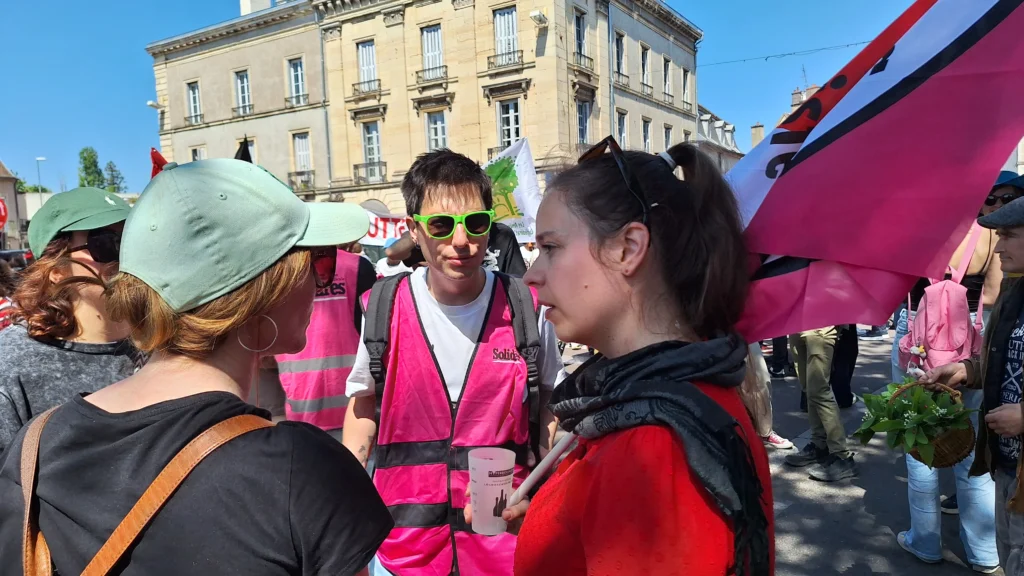 En images : une mobilisation plus large que l’an passé dans les rues de Dijon