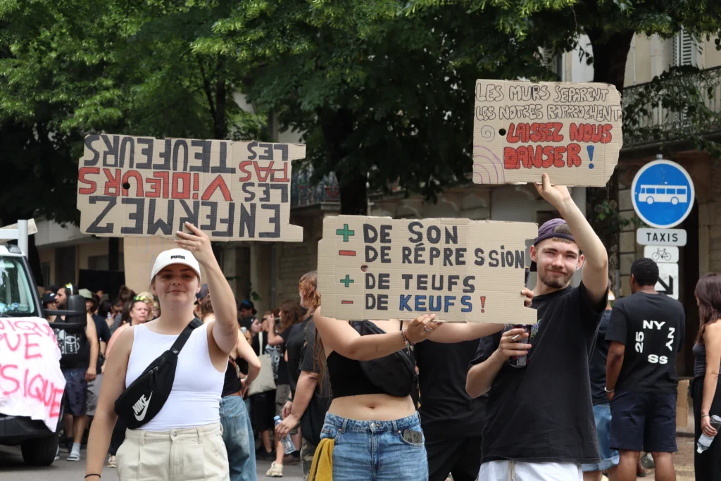 En images. À Dijon, la Manifestive 2026 a rassemblé plusieurs centaines de personnes