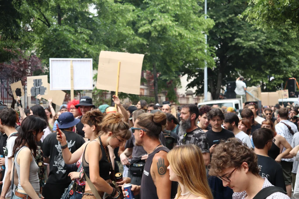 En images. À Dijon, la Manifestive 2026 a rassemblé plusieurs centaines de personnes