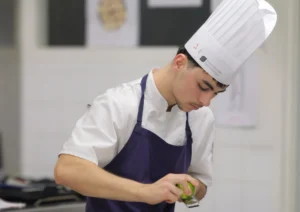 Jules Pernin Mollet décroche l’or régional au concours du Meilleur Apprenti de France