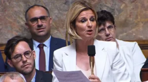 Océane Godard veut rendre automatiquement inéligibles les élus condamnés pour violences sexuelles, intrafamiliales ou faites aux enfants