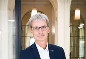 Thierry Dauxois, ancien doctorant à Dijon, nommé à la tête du CNRS