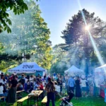 Cet été, BISCROCAMP part en tournée dans les villages de Côte-d’Or