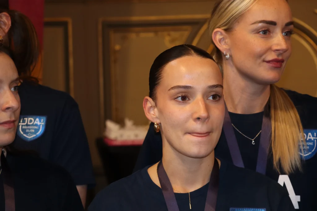 En images. Dijon célèbre les championnes d’Europe de la JDA Handball