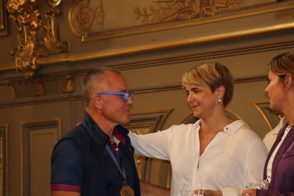 En images. Dijon célèbre les championnes d’Europe de la JDA Handball