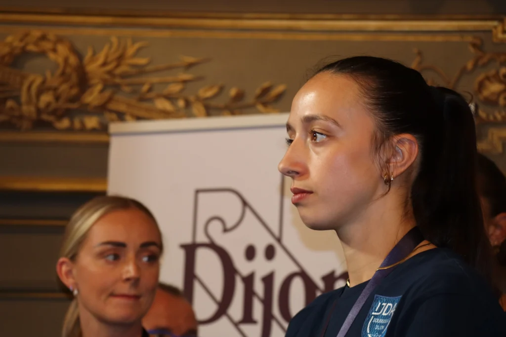 En images. Dijon célèbre les championnes d’Europe de la JDA Handball