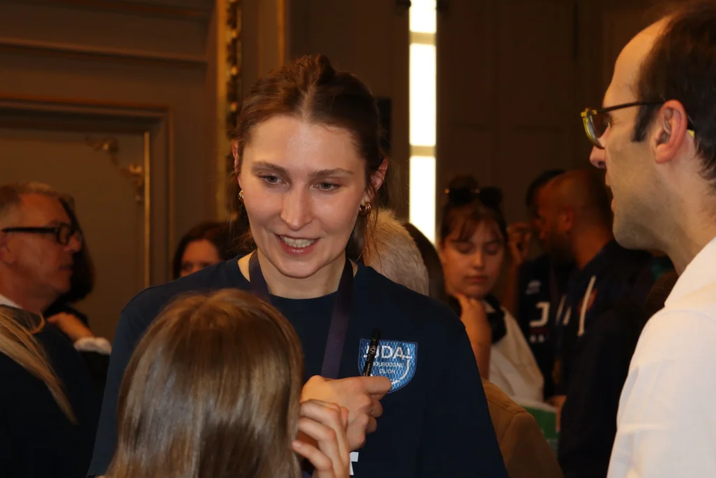 En images. Dijon célèbre les championnes d’Europe de la JDA Handball