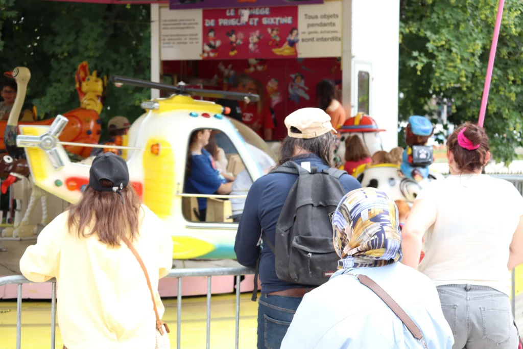En images : la Fête du Port du Canal attire de nombreux visiteurs à Dijon