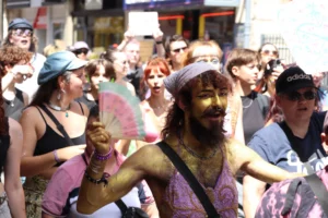 À Dijon, 1 700 personnes ont marché contre les LGBTIphobies