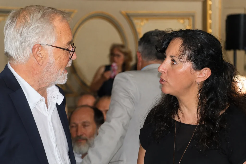 En images : Nathalie Koenders décorée de la Légion d’honneur à la mairie de Dijon