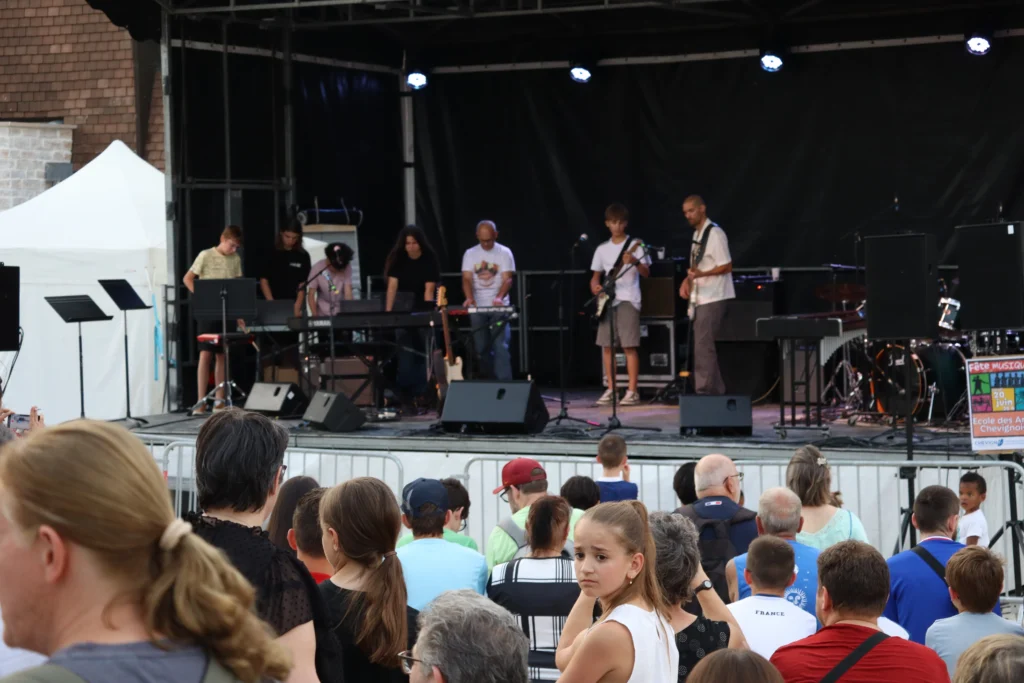 En images : Chevigny-Saint-Sauveur a vibré au rythme de la Fête de la Musique