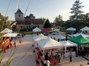 Chevigny-Saint-Sauveur lance ses marchés artisanaux nocturnes d’été