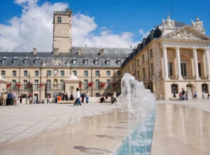 Fête de la musique à Dijon : la scène retirée de la place de la Libération face aux fortes chaleurs