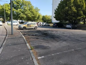 Plusieurs véhicules incendiés au Bief du Moulin : l’opposition municipale dénonce un climat de plus en plus tendu à Longvic