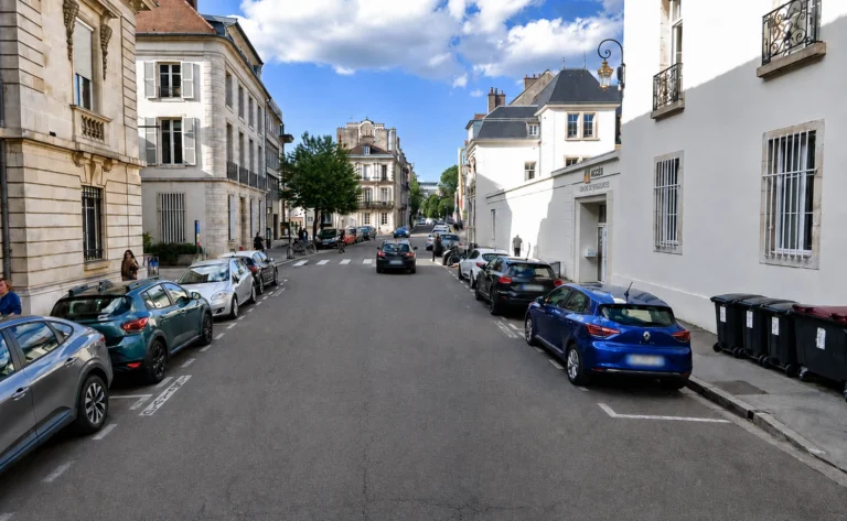 Rue de la Préfecture à Dijon : un chantier d’ampleur pour renouveler les réseaux et végétaliser l’espace public